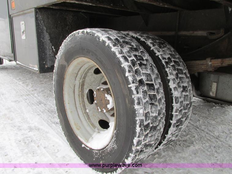 image for item G9180 2007 Ford F550 service truck