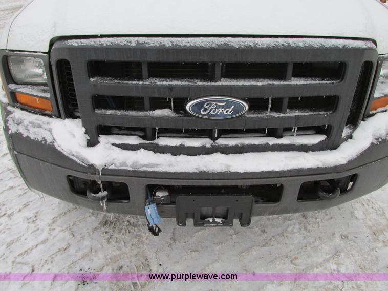 image for item G9180 2007 Ford F550 service truck