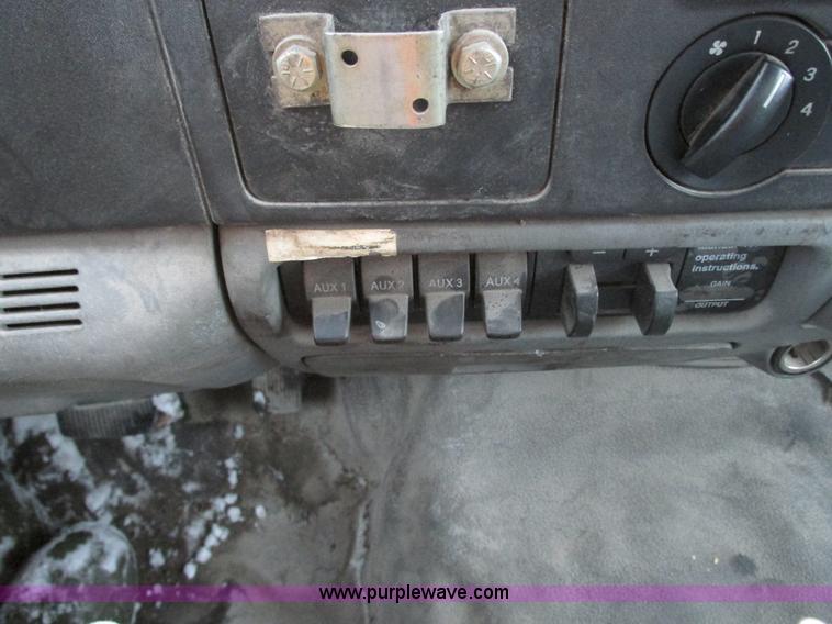 image for item G9180 2007 Ford F550 service truck