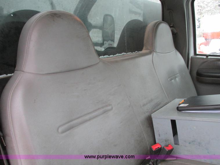 image for item G9180 2007 Ford F550 service truck