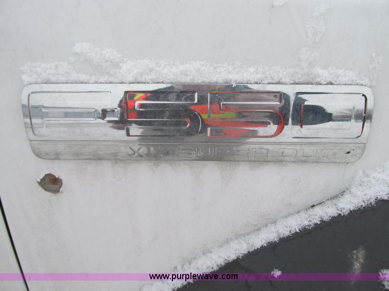 image for item G9181 2005 Ford F550 service truck