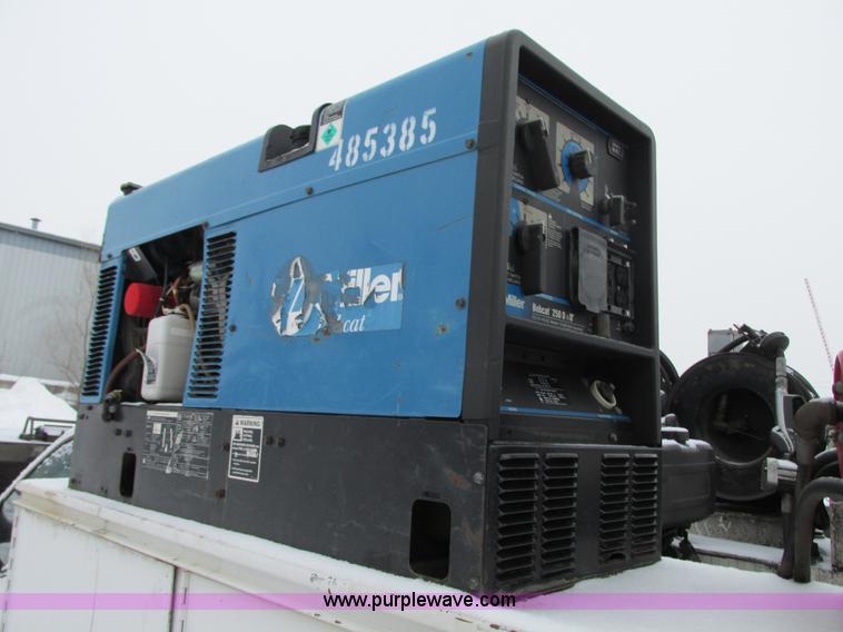 image for item G9181 2005 Ford F550 service truck