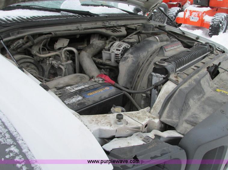 image for item G9181 2005 Ford F550 service truck