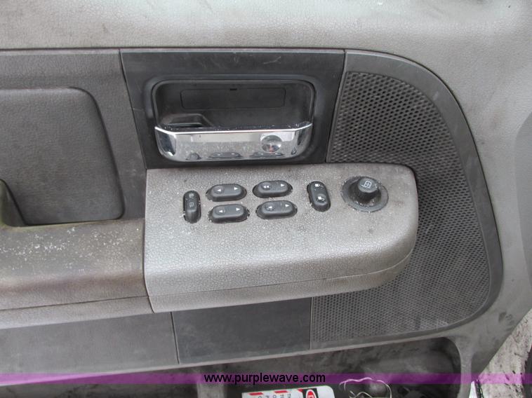 image for item G9182 2007 Ford F150 XLT SuperCab pickup truck