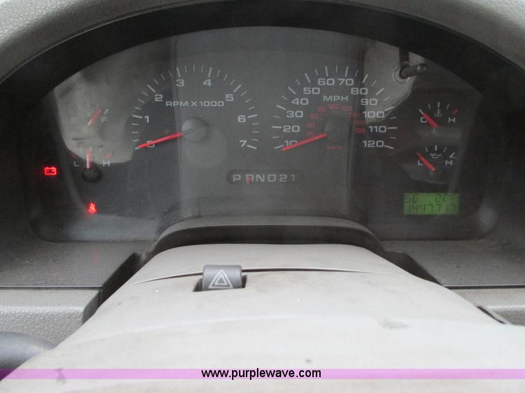 image for item G9182 2007 Ford F150 XLT SuperCab pickup truck