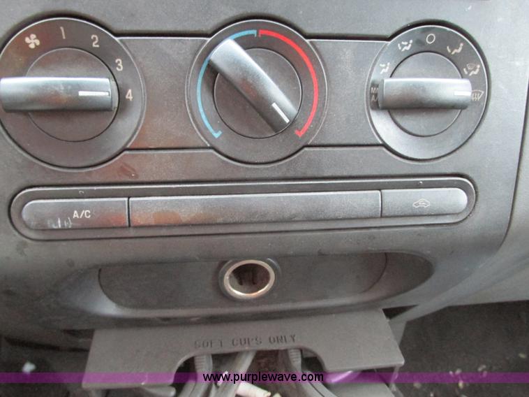 image for item G9182 2007 Ford F150 XLT SuperCab pickup truck