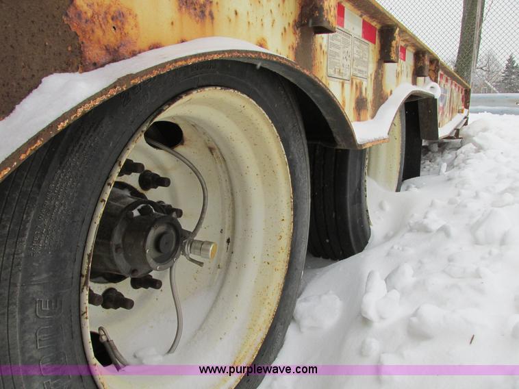 image for item G9184 2007 Trail-Eze TE80HT heavy duty trailer