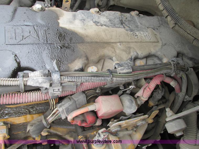 image for item G9185 2006 Freightliner Business Class M2 rollback truck