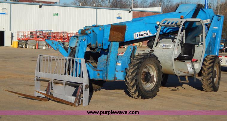 image for item H3886 2007 Genie GTH-1056 telehandler