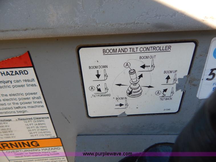 image for item H3886 2007 Genie GTH-1056 telehandler