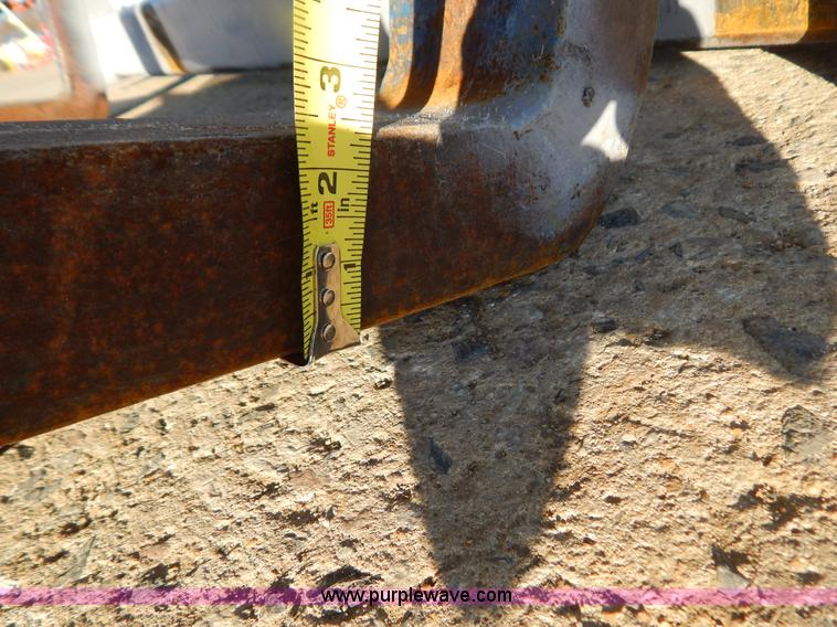 image for item H3886 2007 Genie GTH-1056 telehandler