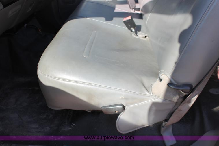 image for item H8286 2007 Ford F550 Super Duty XL service truck