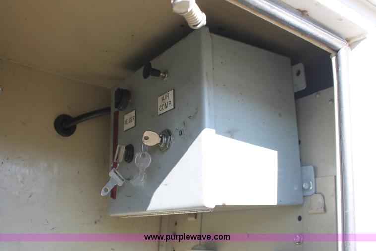 image for item H8286 2007 Ford F550 Super Duty XL service truck