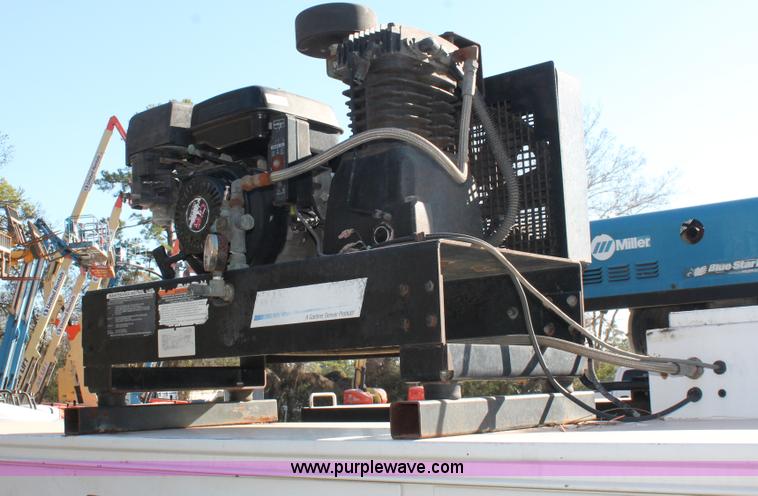 image for item H8286 2007 Ford F550 Super Duty XL service truck