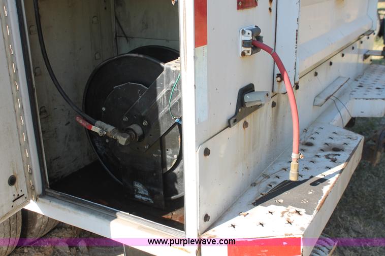 image for item H8286 2007 Ford F550 Super Duty XL service truck