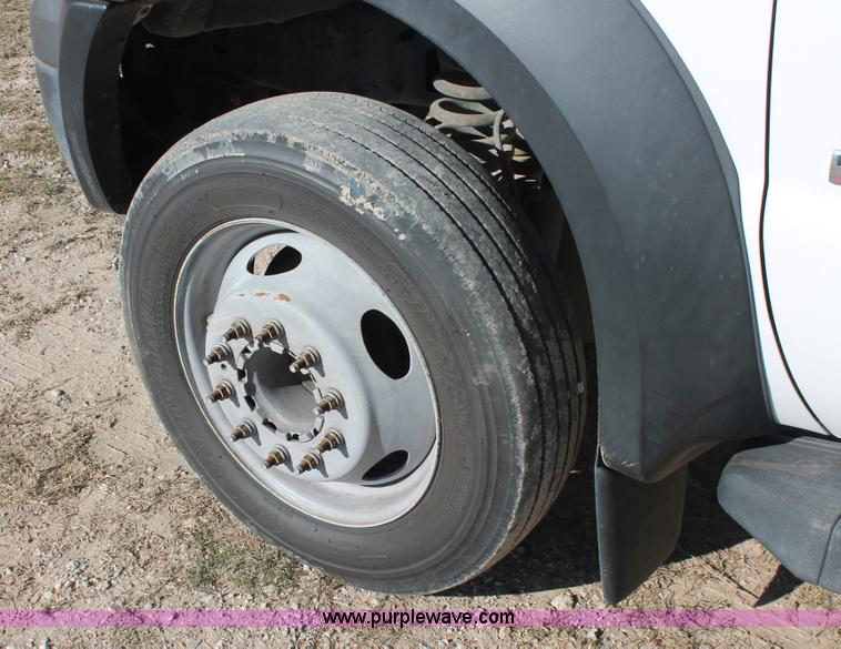 image for item H8286 2007 Ford F550 Super Duty XL service truck