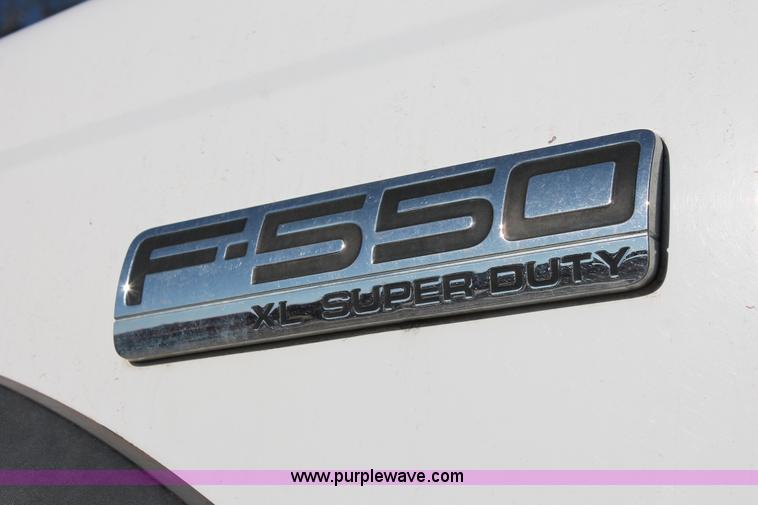image for item H8286 2007 Ford F550 Super Duty XL service truck