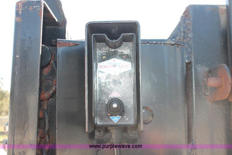 image for item H8303 2008 Dodge Ram 5500 HD stake bed truck