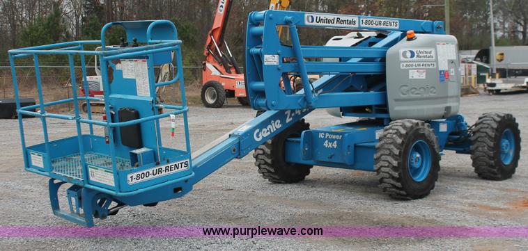 image for item H8305 2003 Genie Z45/25 articulating boom lift