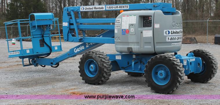 image for item H8305 2003 Genie Z45/25 articulating boom lift