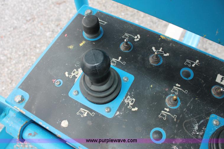 image for item H8305 2003 Genie Z45/25 articulating boom lift