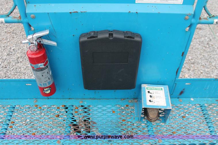 image for item H8305 2003 Genie Z45/25 articulating boom lift