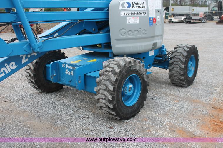 image for item H8305 2003 Genie Z45/25 articulating boom lift