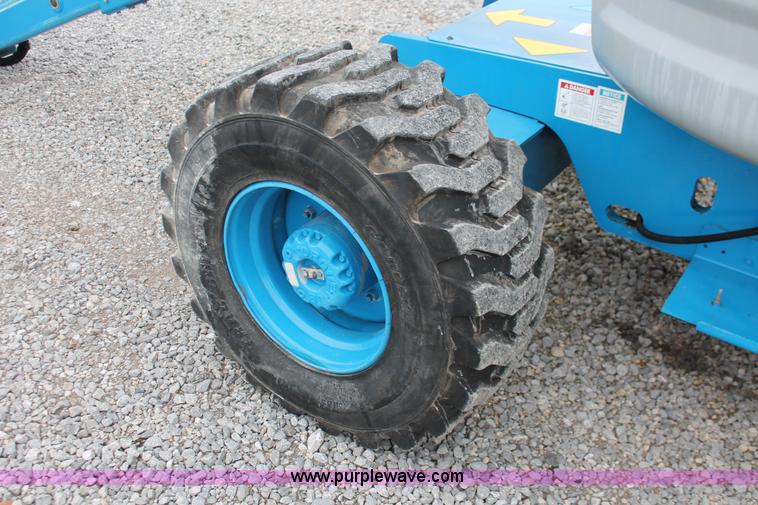 image for item H8305 2003 Genie Z45/25 articulating boom lift
