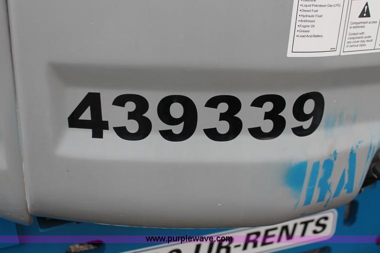 image for item H8305 2003 Genie Z45/25 articulating boom lift