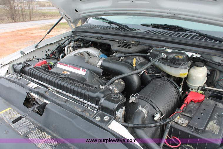 image for item H8306 2006 Ford F350 Super Duty XL service truck