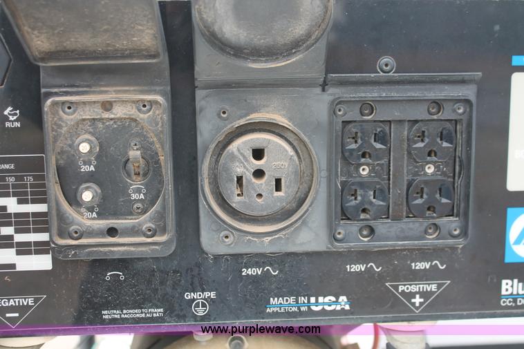 image for item H8306 2006 Ford F350 Super Duty XL service truck