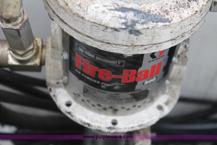 image for item H8306 2006 Ford F350 Super Duty XL service truck