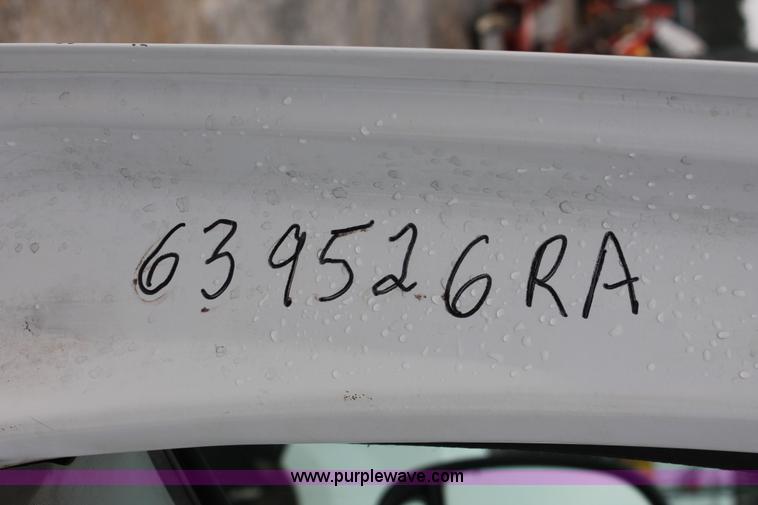 image for item H8306 2006 Ford F350 Super Duty XL service truck