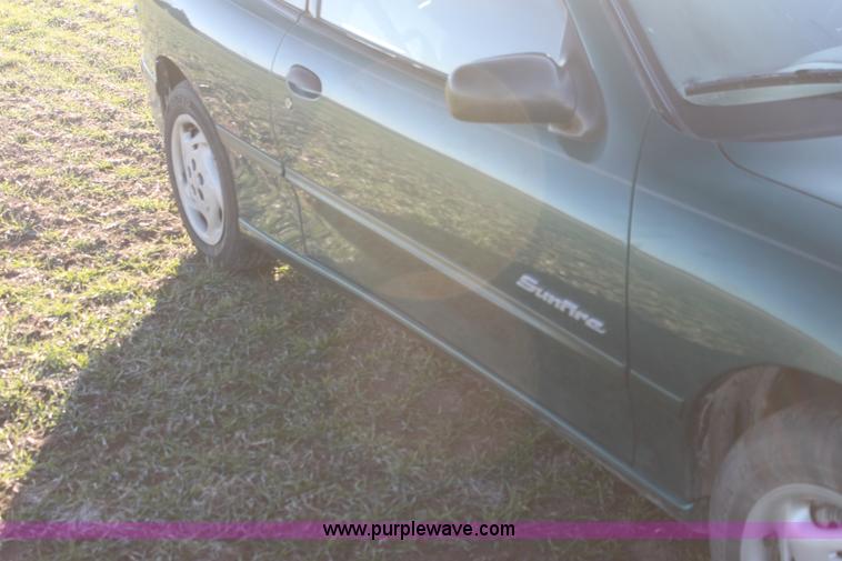 image for item AE9086 1999 Pontiac Sunfire SE