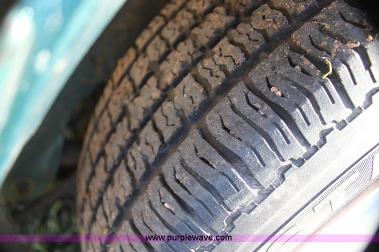 image for item AE9086 1999 Pontiac Sunfire SE