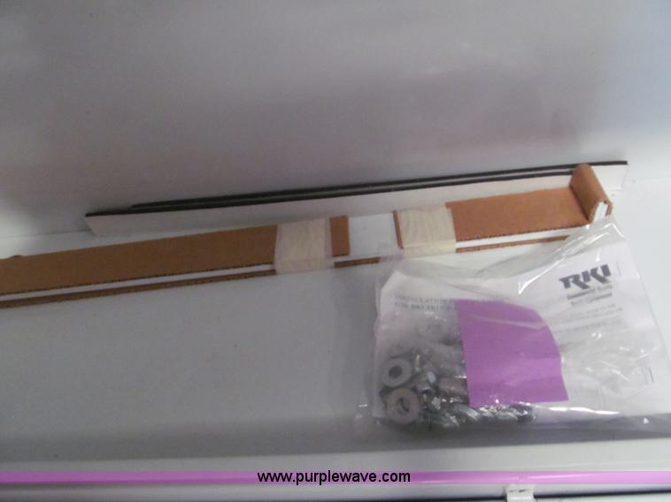 image for item AR9032 RKI truck toolbox