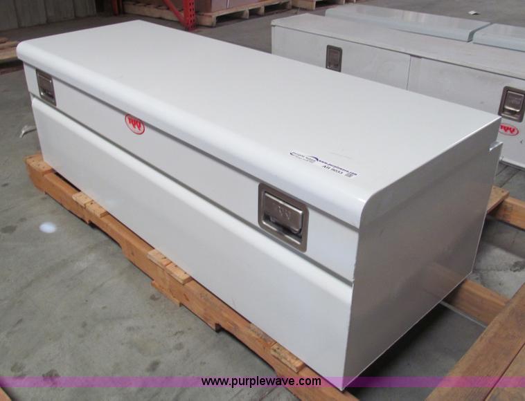 image for item AR9033 RKI truck toolbox