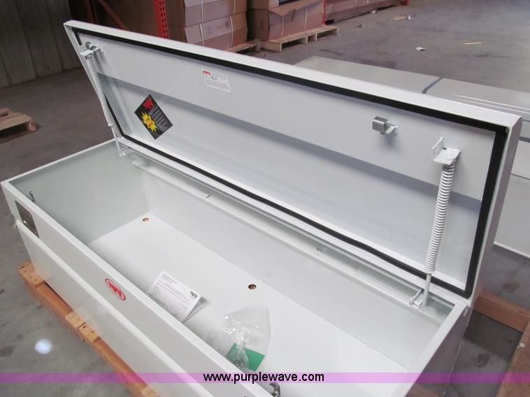 image for item AR9033 RKI truck toolbox