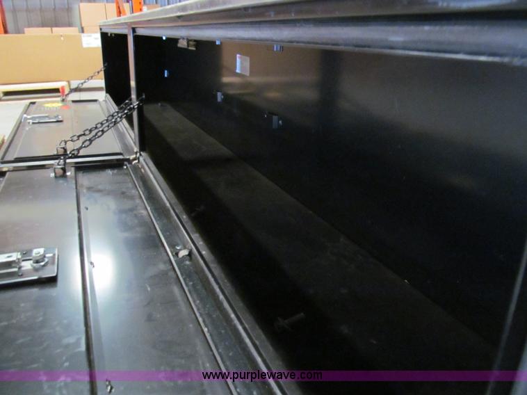 image for item AR9035 RKI truck toolbox