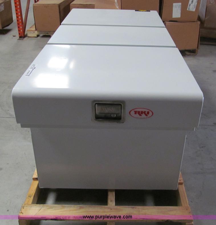 image for item AR9036 RKI truck toolbox