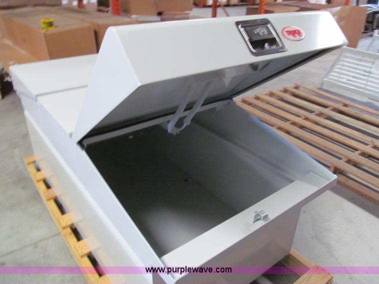 image for item AR9036 RKI truck toolbox