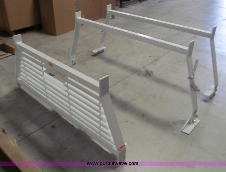 image for item AR9037 Assorted automotive equipment