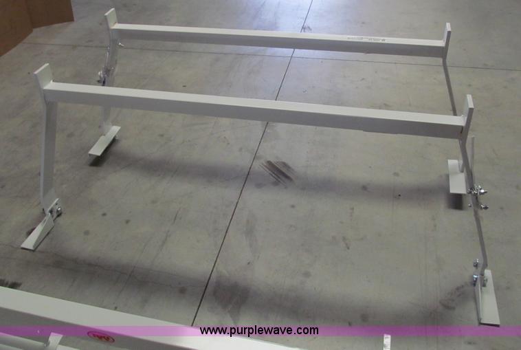 image for item AR9037 Assorted automotive equipment