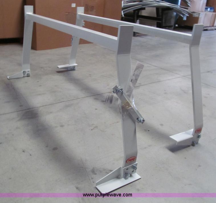 image for item AR9037 Assorted automotive equipment