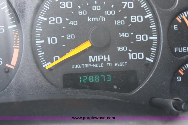 image for item AU9805 2001 Chevrolet Blazer SUV