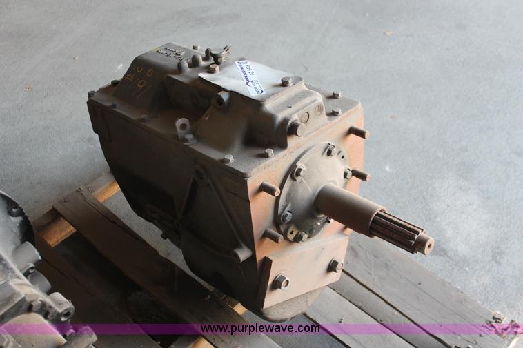 image for item AZ9455 Spicer 6852G rebuilt transmission