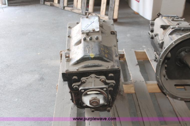 image for item AZ9455 Spicer 6852G rebuilt transmission