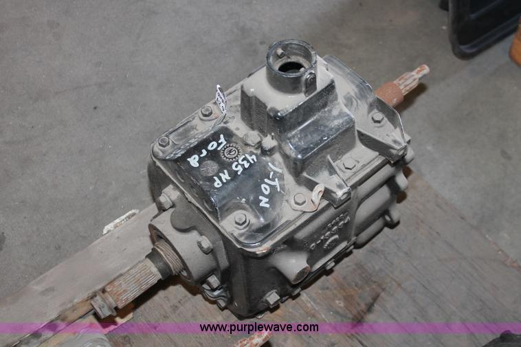 image for item AZ9460 Ford 1-TON 435NP rebuilt transmission