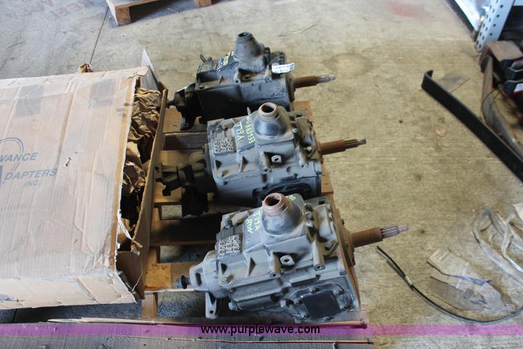 image for item AZ9462 (3) Ford 1-TON T19A rebuilt transmission