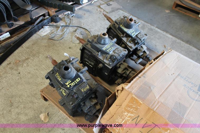 image for item AZ9462 (3) Ford 1-TON T19A rebuilt transmission